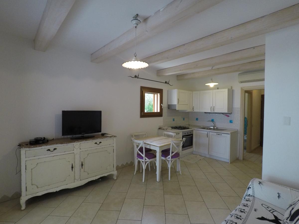La Corte Degli Ulivi Appartamenti Cala Liberotto Zewnętrze zdjęcie